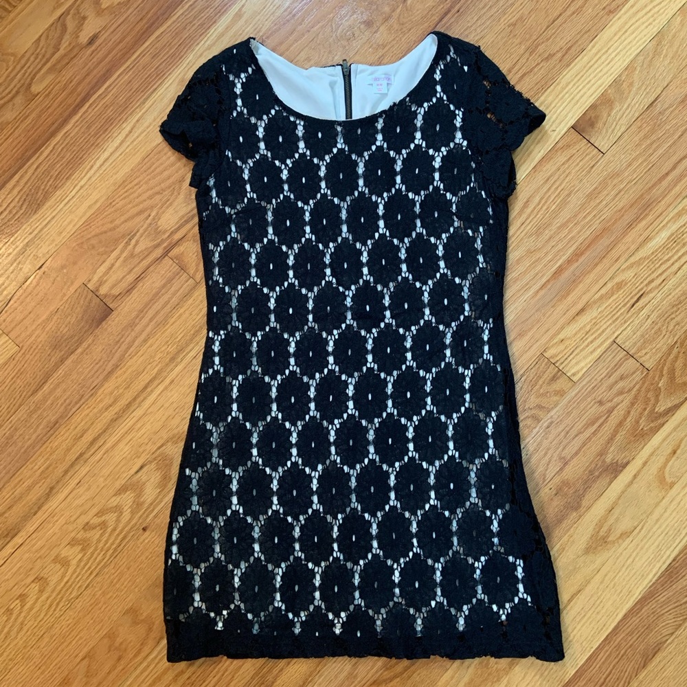 3/$15 Xhileration floral lace mini dress